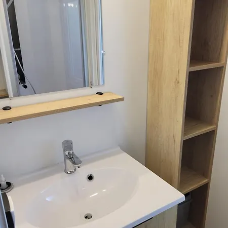 Kemp Mh H007 3chambres Et 1 Sale De Bain Dans 4 Etoiles