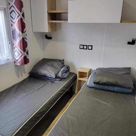 Mh H007 3chambres Et 1 Sale De Bain Dans 4 Etoiles Kemp *